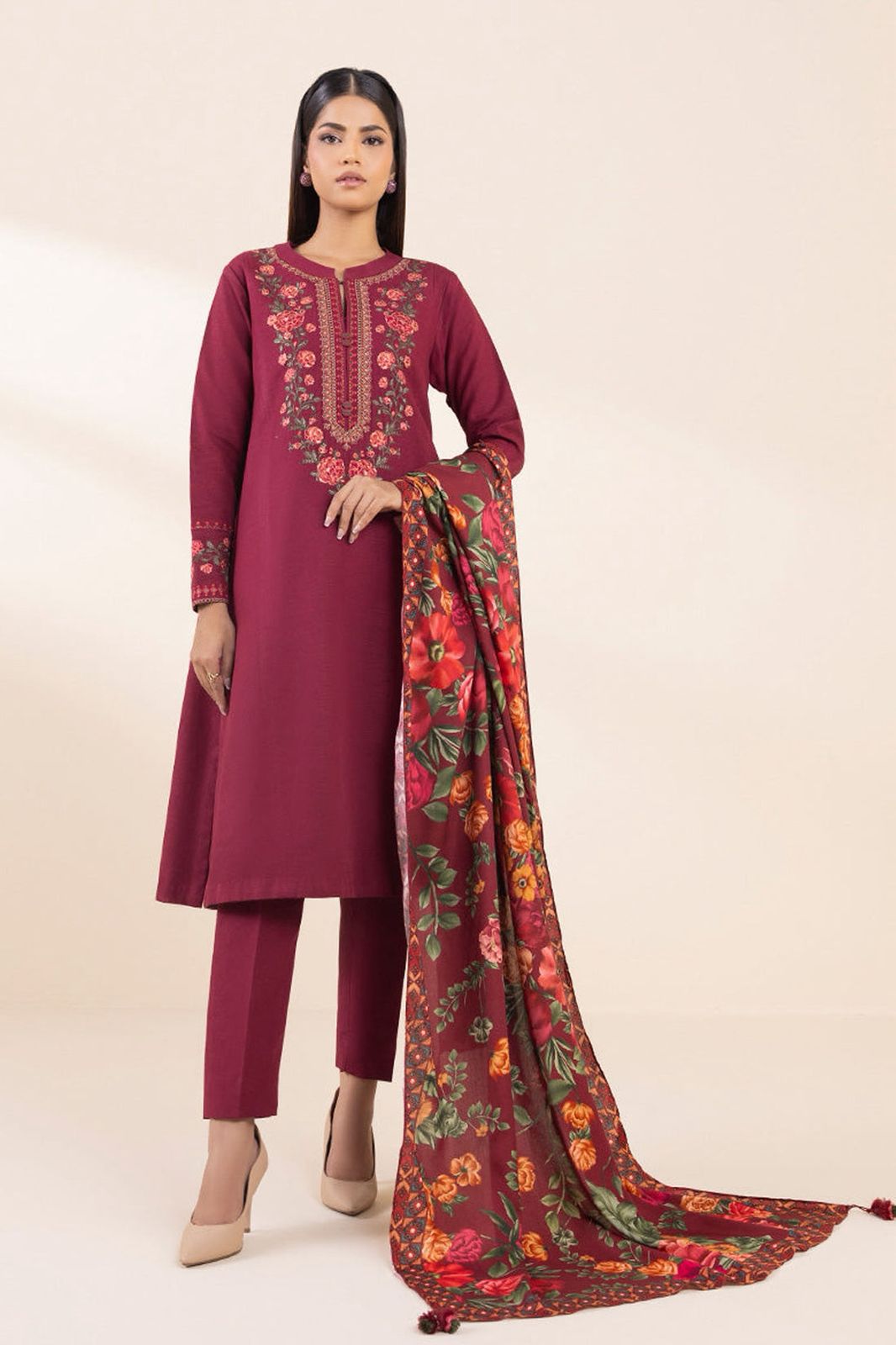 3 Pcs Women's Unstitched Embroidered Suit
