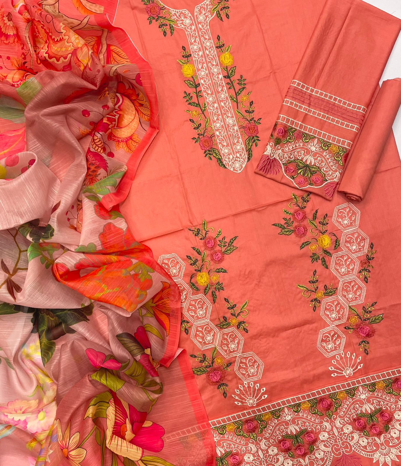 3pc women Unstitched Embroidered Suit